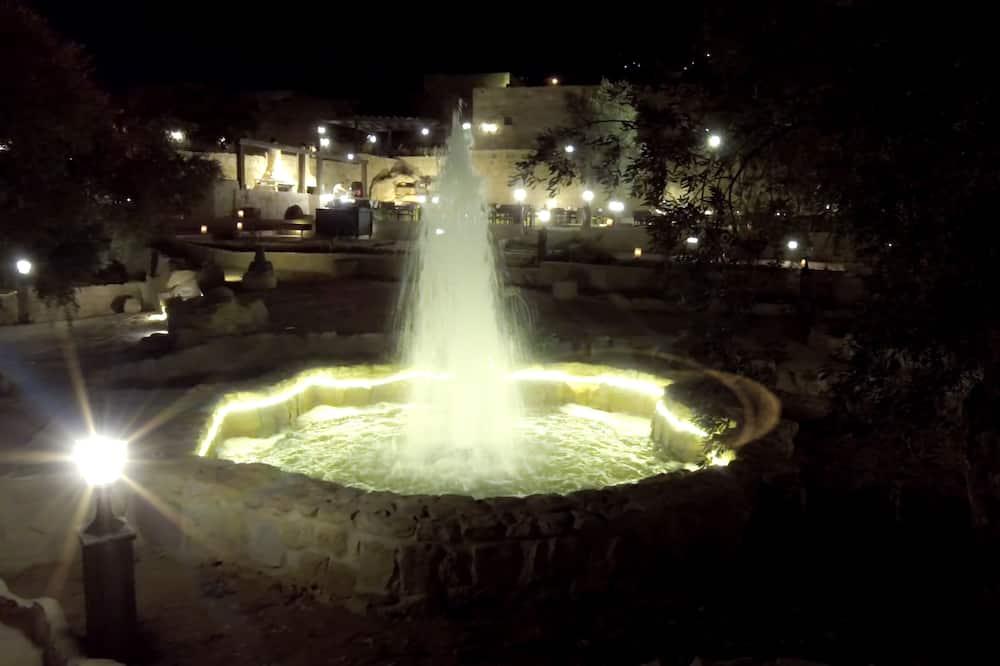 expedia_group-893887-207713241-941043 Old Village Resort