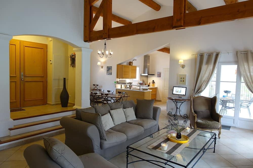 Beautiful luxury villa, air-conditioned and heated swimming pool Provence-Alpes-Côte d'Azur - Mallemort visuel 4/5 Beautiful luxury villa, air-conditioned and heated swimming pool Provence-Alpes-Côte d'Azur - Mallemort visuel 4/5