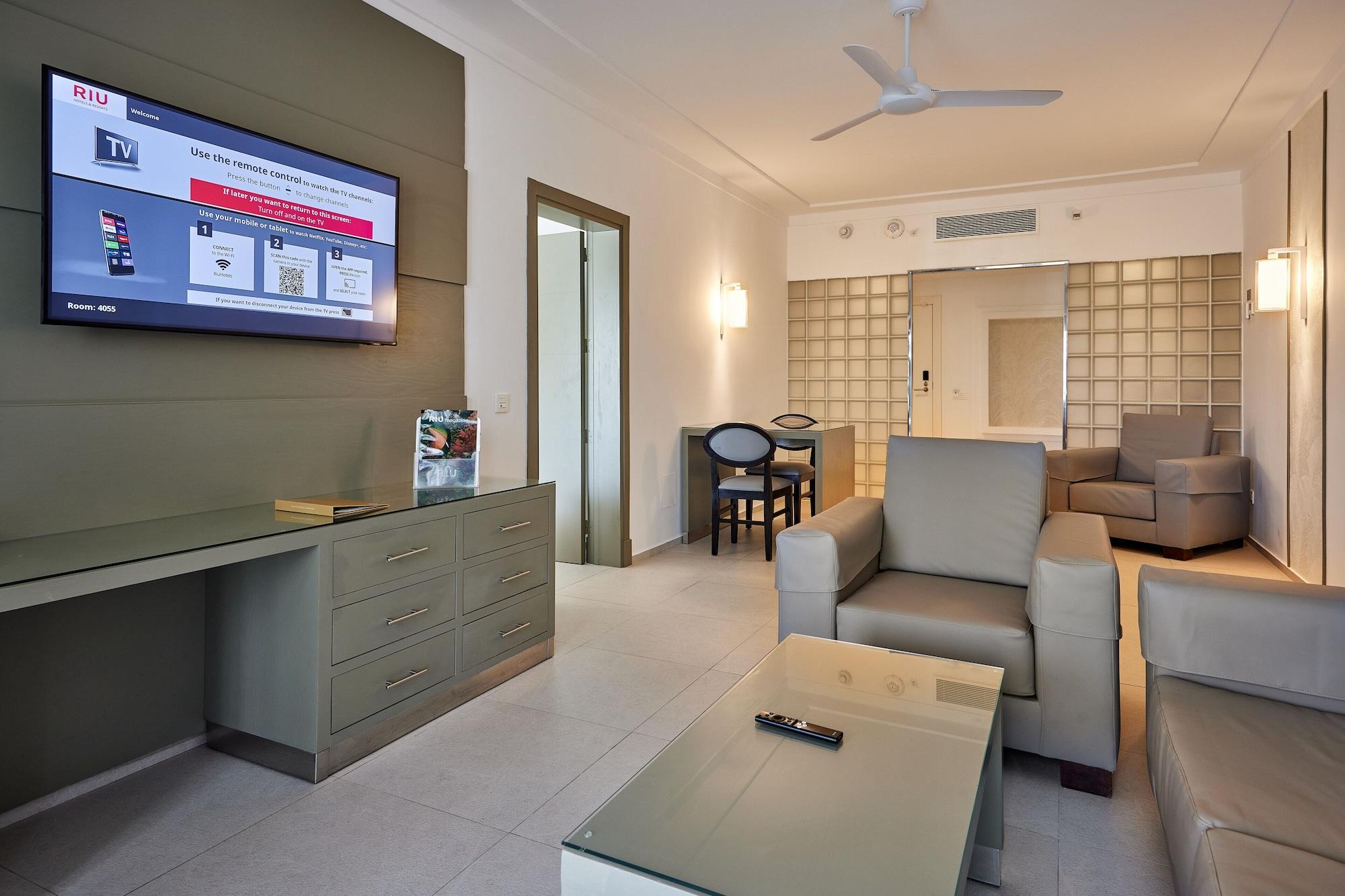 expedia_group-1070824080-18175194-243026 Hotel Riu Palace Macao