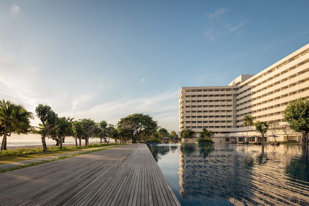 Bali Beach Hotel