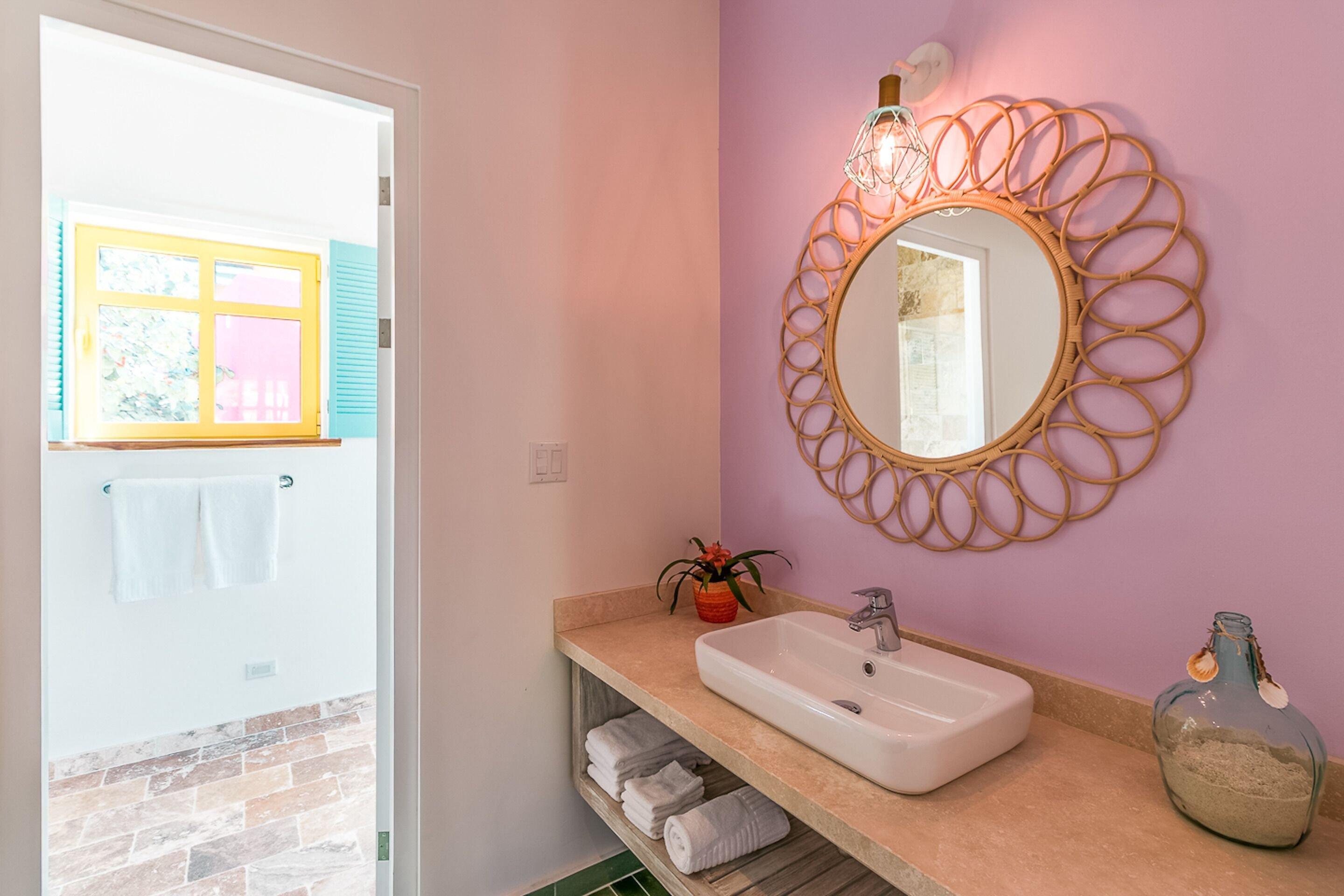 leonardo-2147334-Deluxe_Coco_Casita_Bathroom4_O-439340 Boardwalk Boutique Hotel Aruba - Adults Only