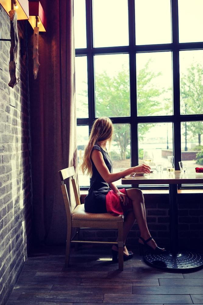 The Bohemian Hotel Savannah Riverfront, Autograph Collection