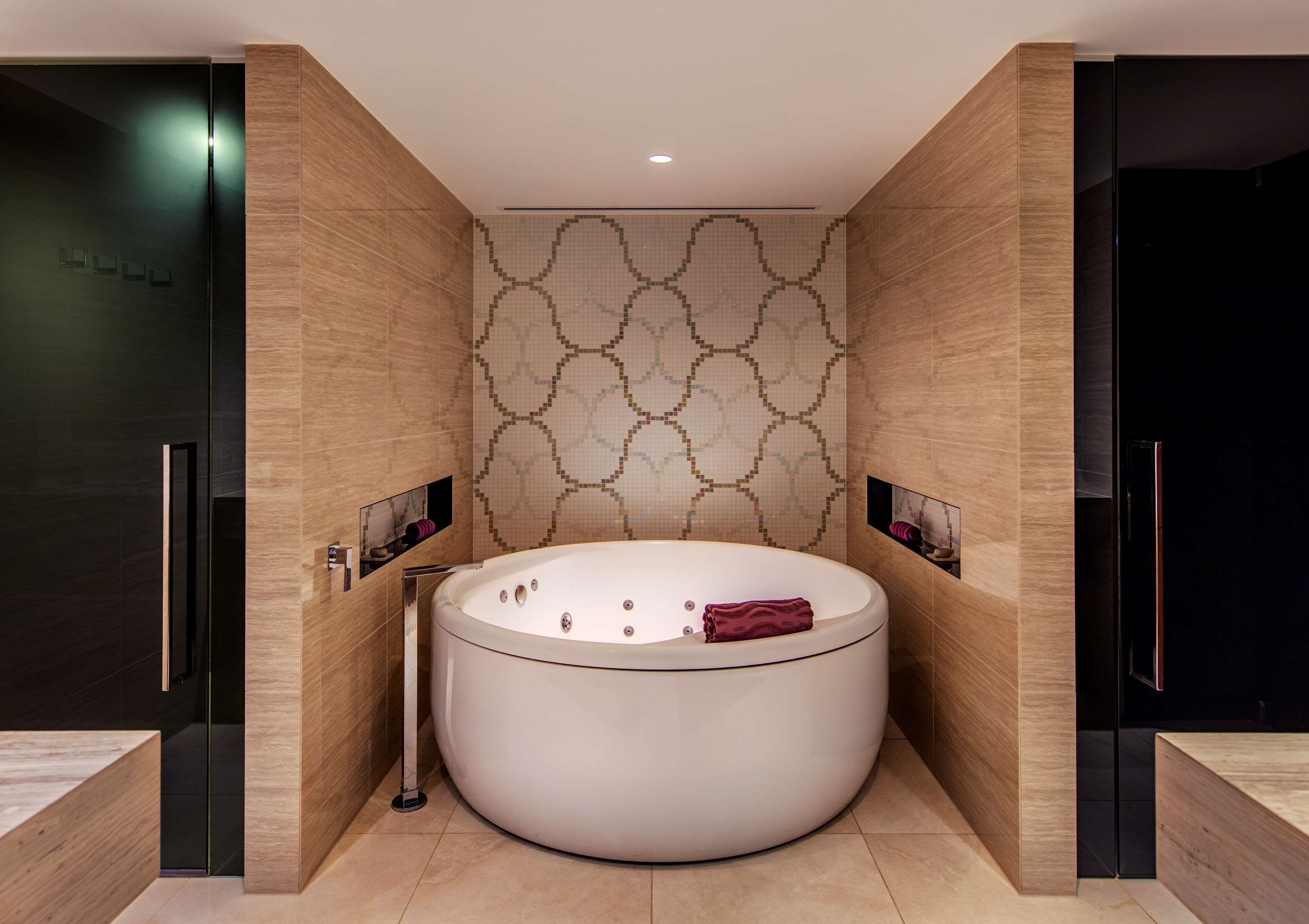 The Darling at The Star