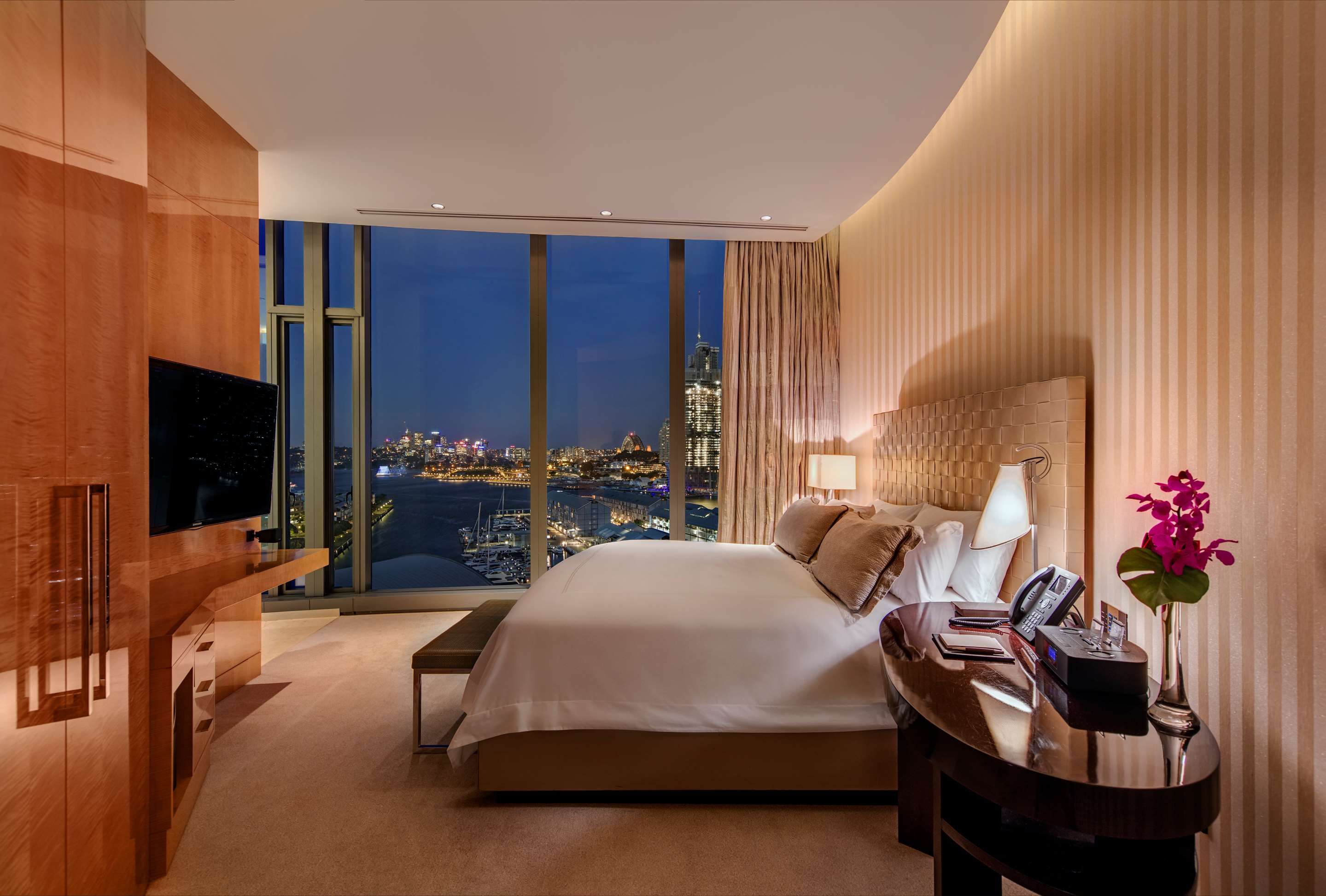 The Darling at The Star