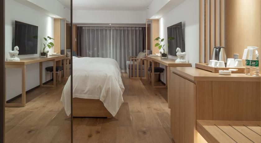 Bai Yun Qin She Boutique