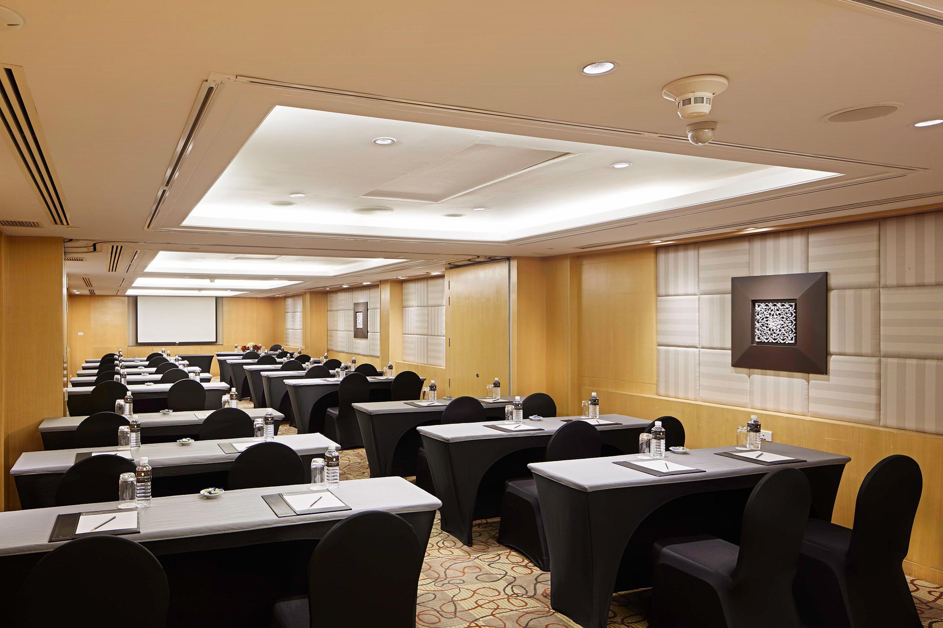 sembo-35285-657b51-984058 Holiday Inn Bangkok