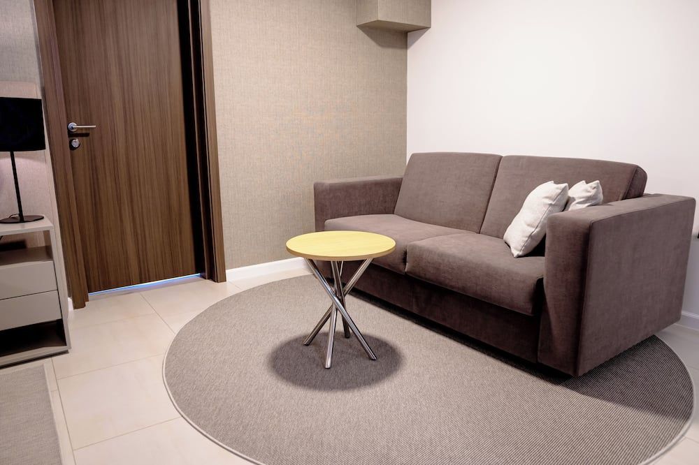 Eurobuilding Tama San Cristobal