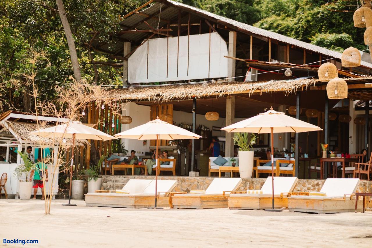 booking-2969994-602935531-764086 Ursula Beach Resort