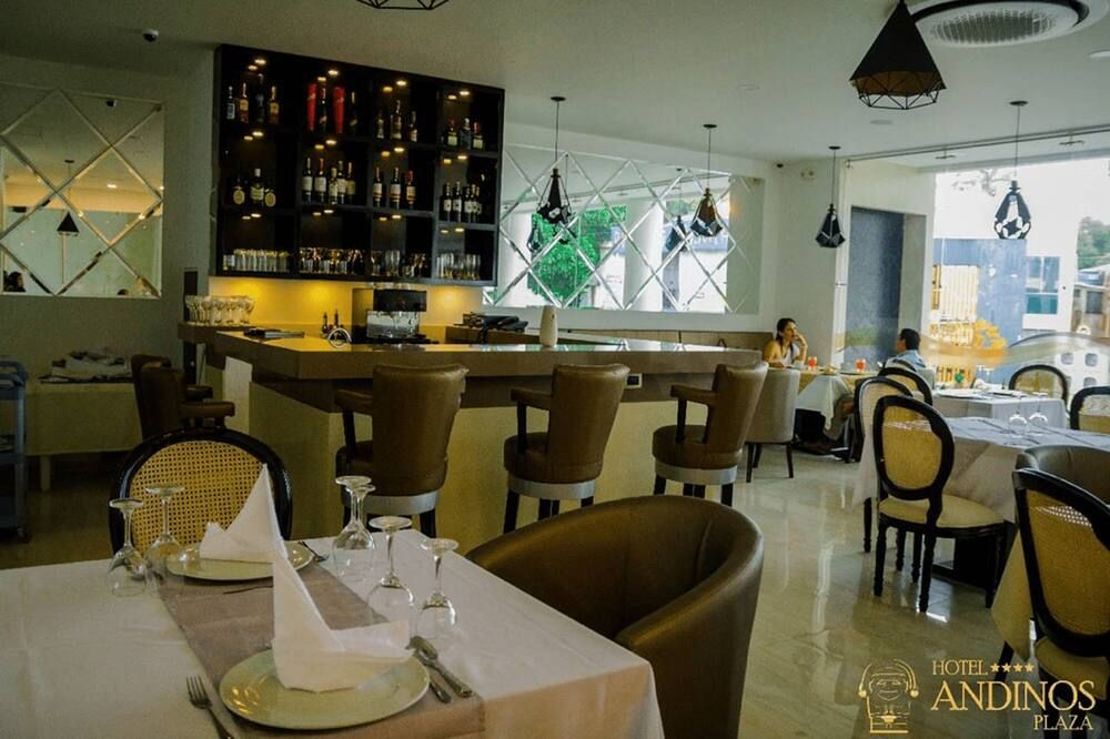 Hotel Andinos Plaza Florencia