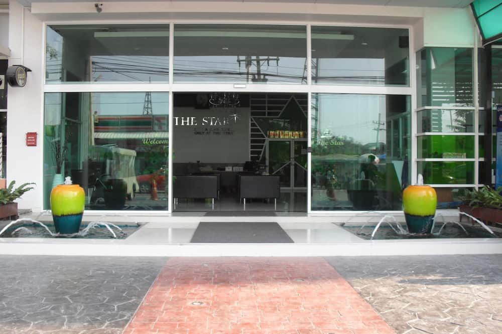 hotel photo