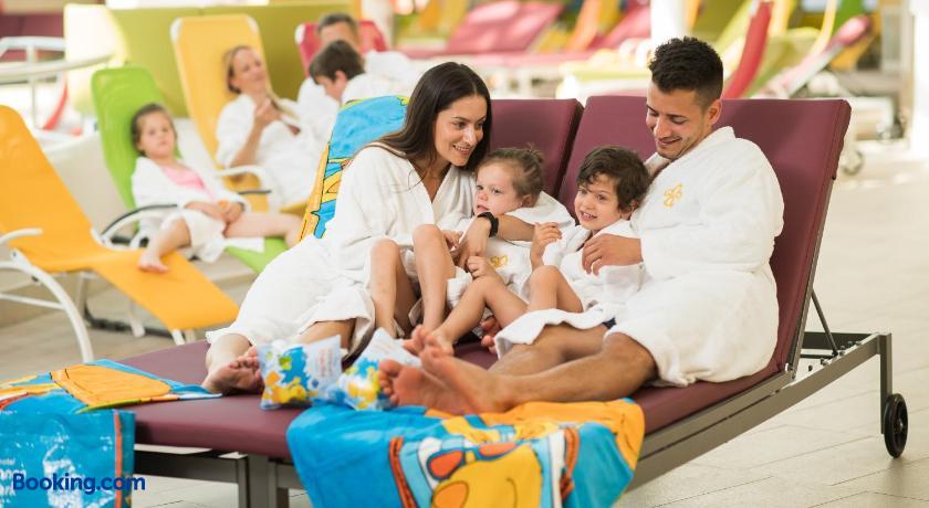 Hotel Sonnenpark & Therme included - auch am An- & Abreisetag!