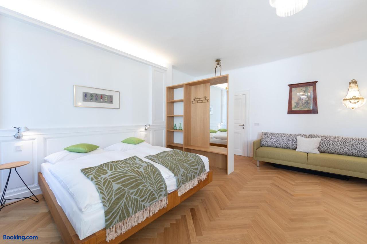 booking-555360-428499894-000134 Schloss Schönau