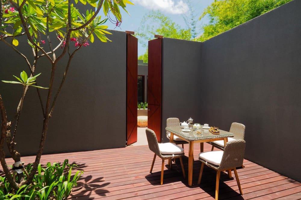 The Bale Phnom Penh by LifestyleRetreats