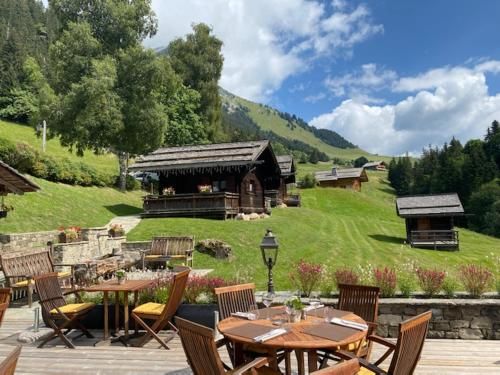 Les Chalets de la Serraz