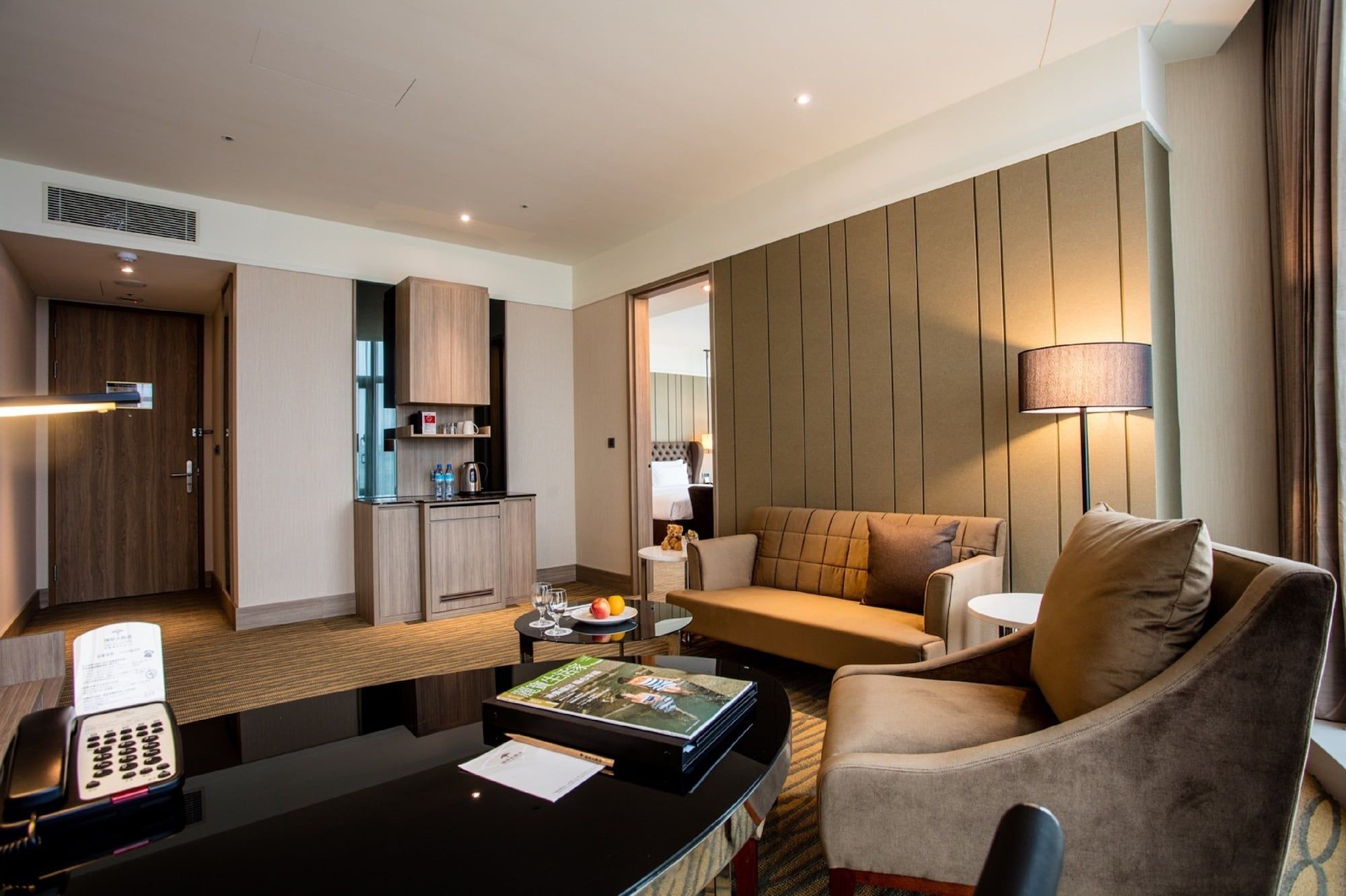 Fullon Hotel Taoyuan Airport Access Mrt A8