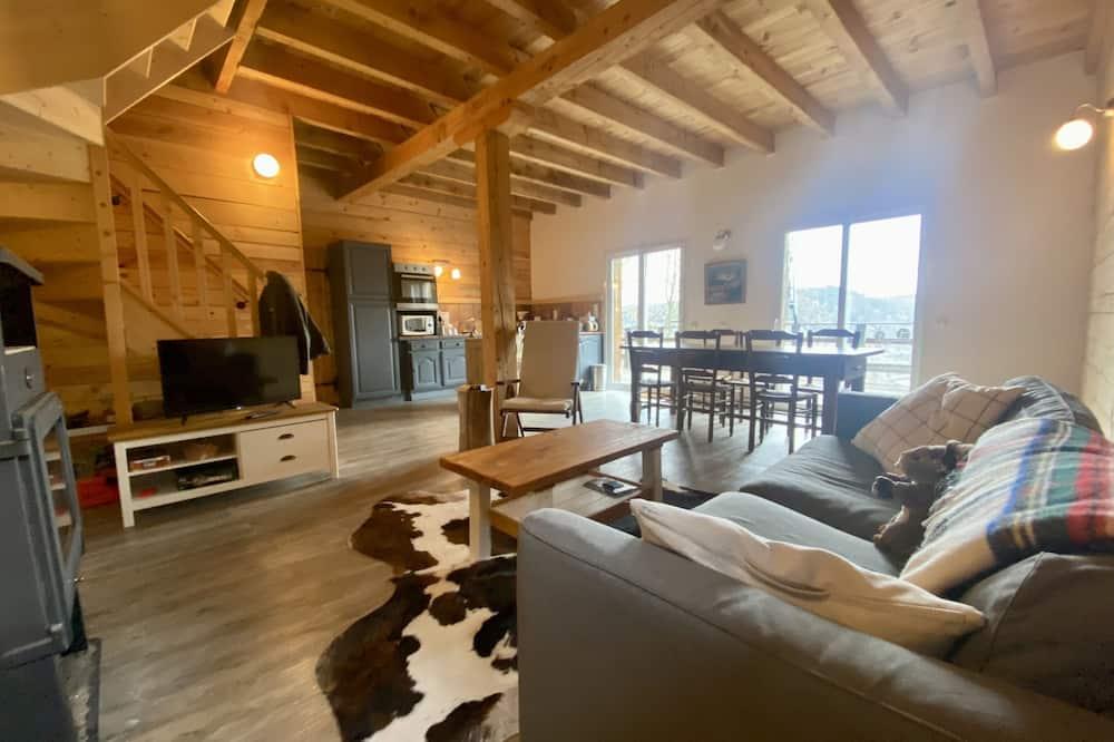 Chalet vue lac Auvergne - Miremont visuel 5/5 Chalet vue lac Auvergne - Miremont visuel 5/5