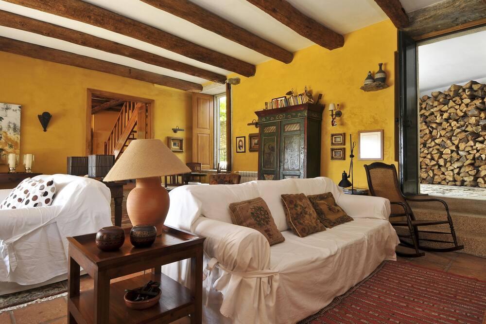 Charming villa with 4 separate bedrooms for 8 people with swimmingpool Noorden - Loop visuel 1/5 Charming villa with 4 separate bedrooms for 8 people with swimmingpool Noorden - Loop visuel 1/5