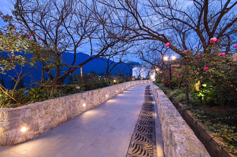 Silk Path Grand Sapa Resort & Spa