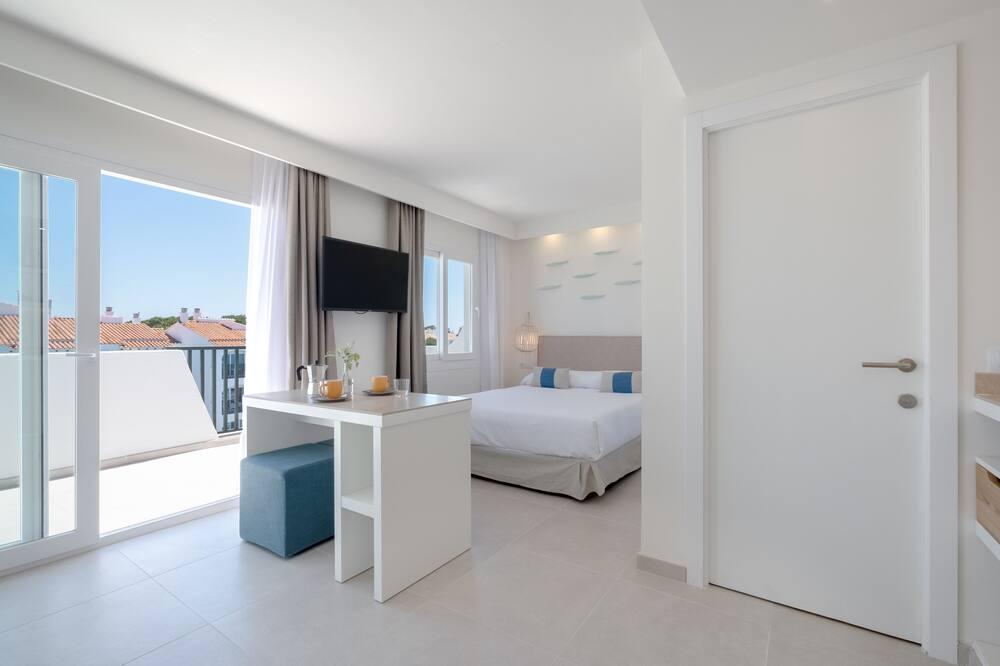 expedia_group-1072002506-180782334-308173 Fergus Style Carema Beach