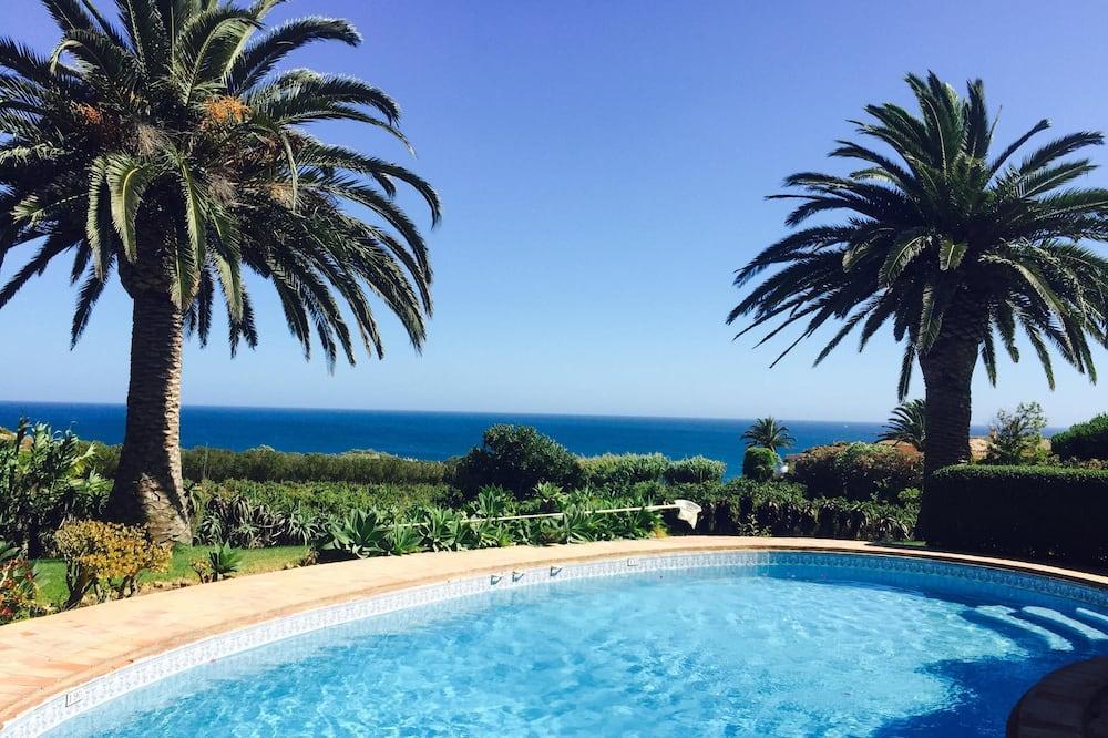 Beautiful cliff-top villa with pool ,vineyard and breathtaking ocean views Algarve - Lagos visuel 4/5 Beautiful cliff-top villa with pool ,vineyard and breathtaking ocean views Algarve - Lagos visuel 4/5