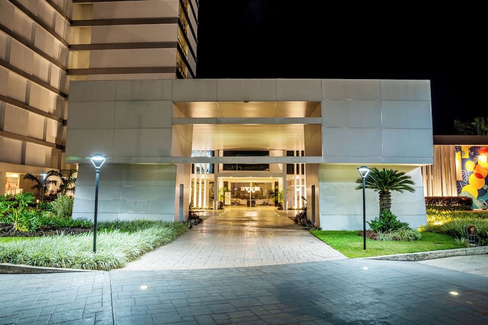 Eurobuilding Tama San Cristobal