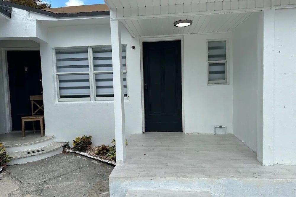 Villa Clara Studio-Little Havana
