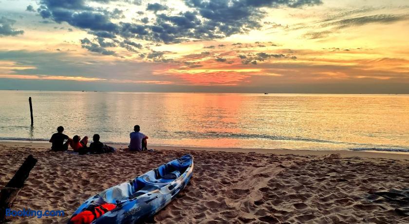 booking-898259-492221026-296697 Sunboo Beach Bungalows