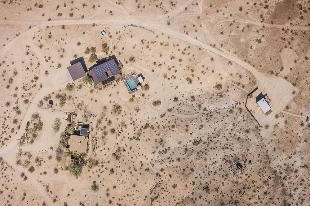 Constellation Compound