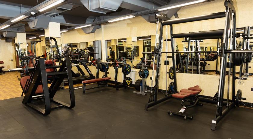 Leon Hotel Spa Ganja