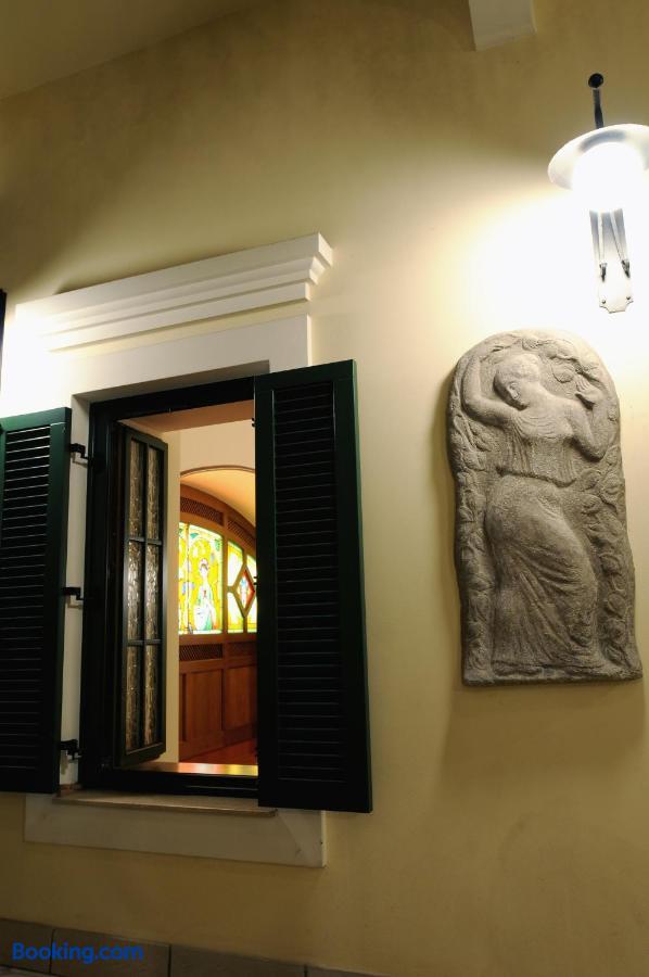 booking-2954198-117585026-197280 Lion Prémium Hotel