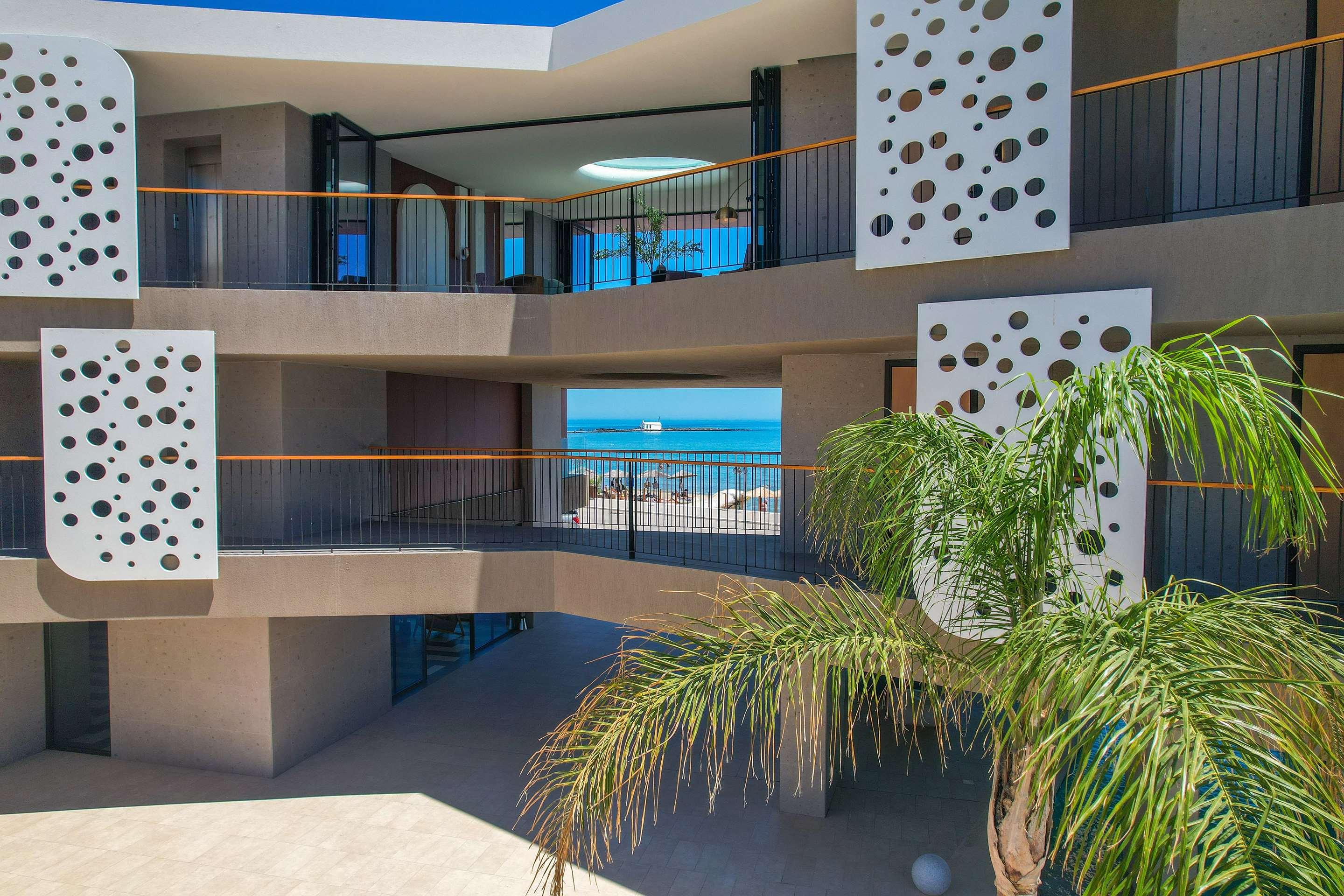 ice-289384-123287448-947918 Harmony Boutique Resort
