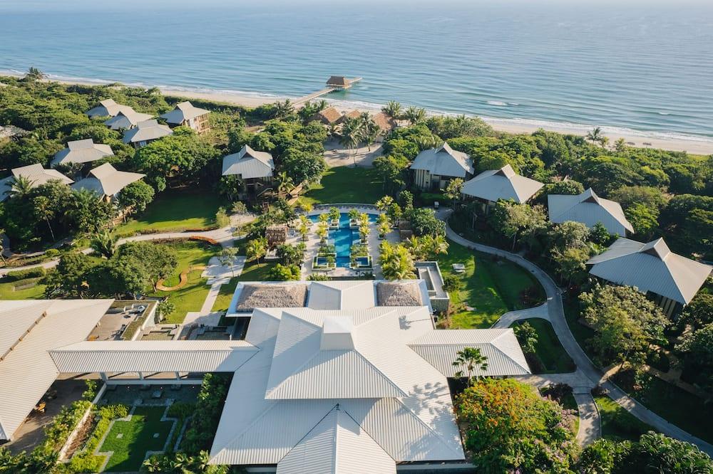 expedia_group-2058707-195512446-094979 Indura Beach & Golf Resort Curio Collection By Hilton