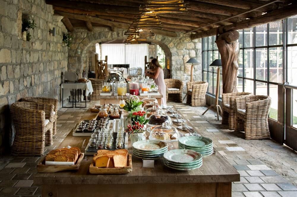 Aquapetra Resort & Spa