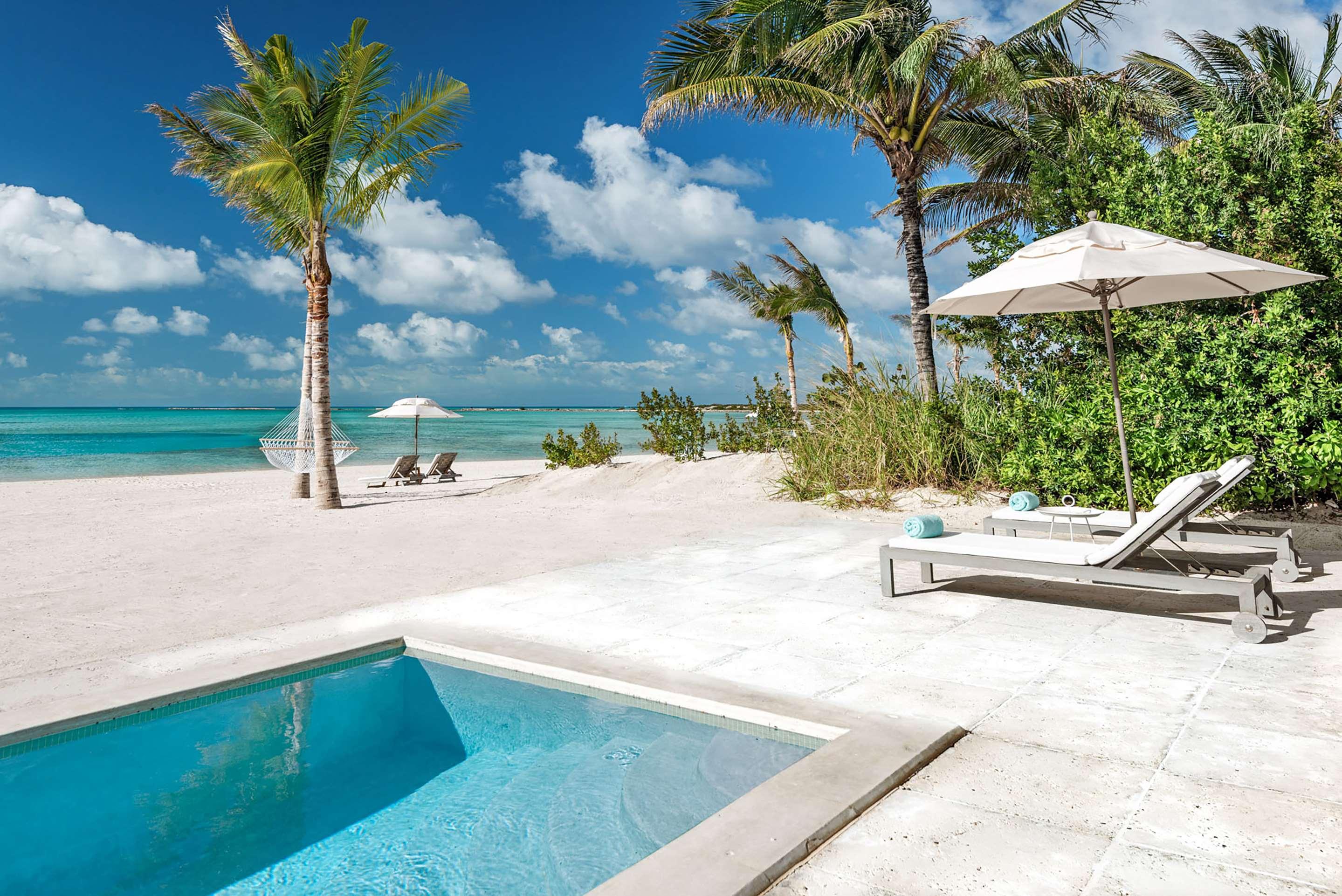 ice-4592231-107641804-356949 The Ambergis Cay