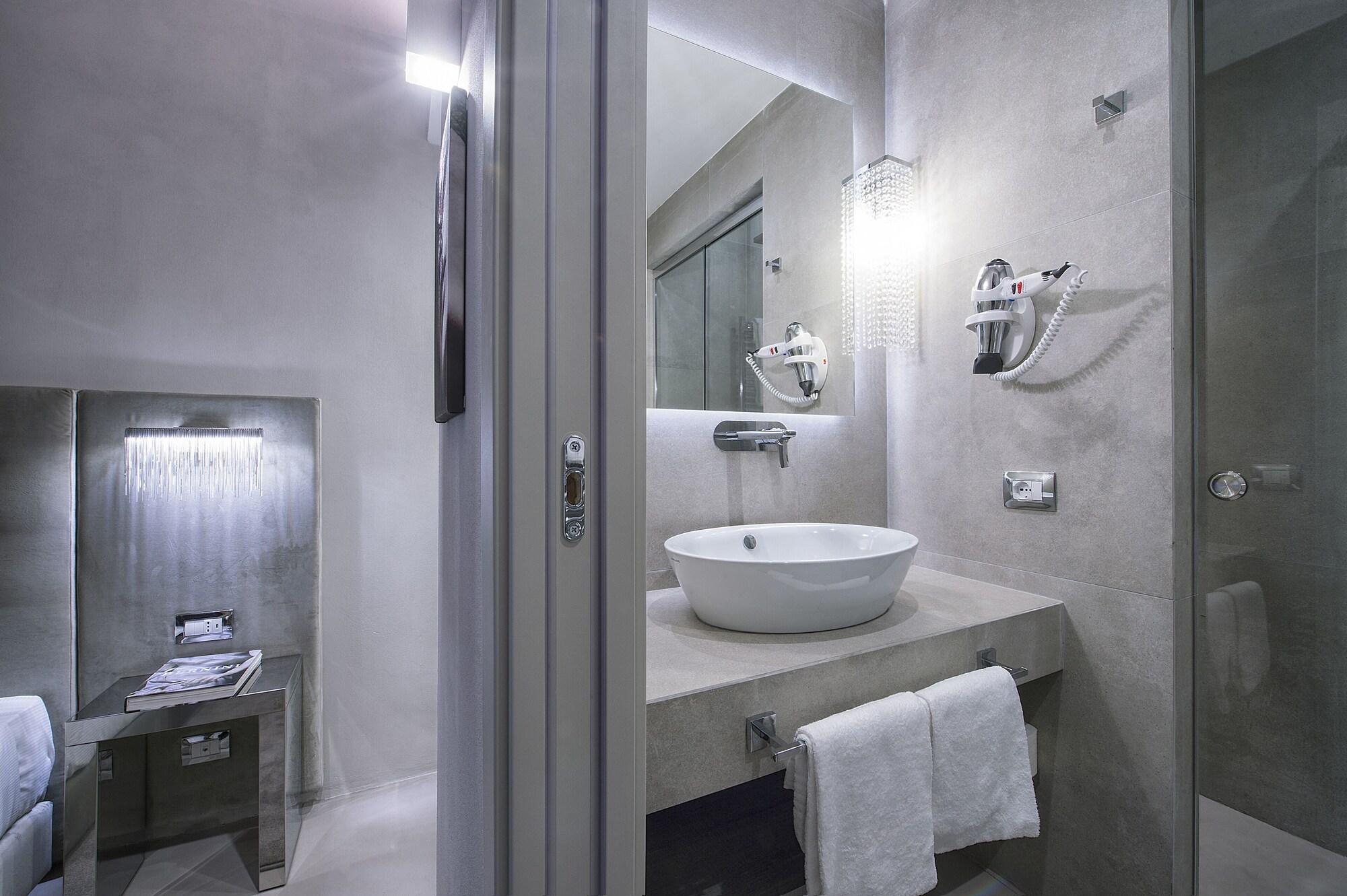 expedia_group-2256899-a3156f-534679 Terrace Pantheon Relais