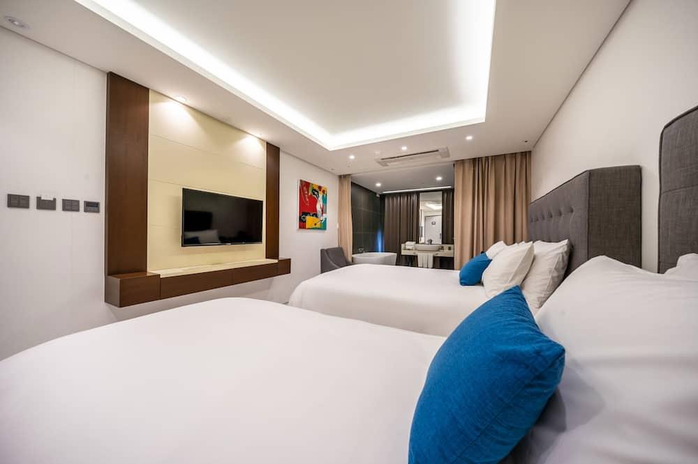 Sweet May Seogwipo Hotel