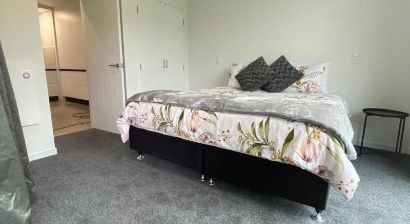 The Lakes - Kai Iwi Lakes Exclusive Retreat