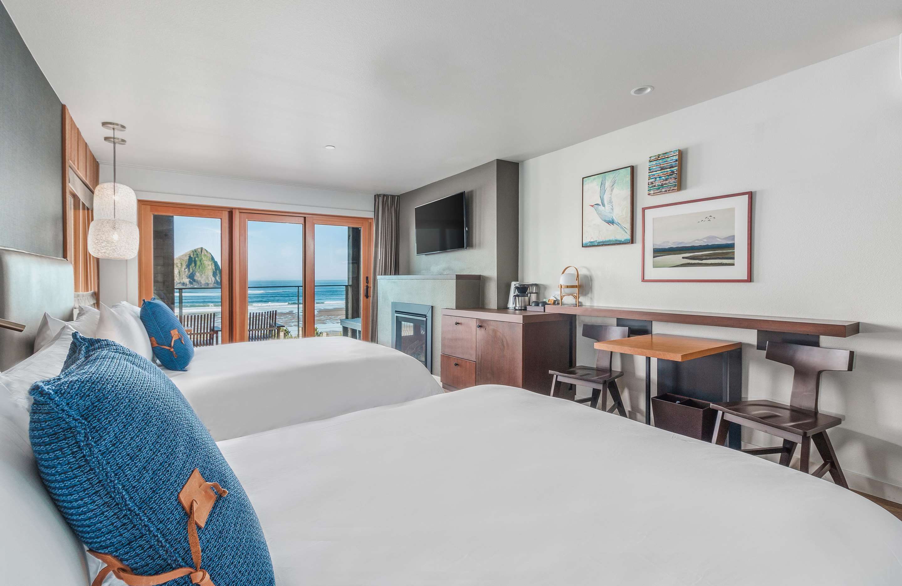 Headlands Coastal Lodge & Spa
