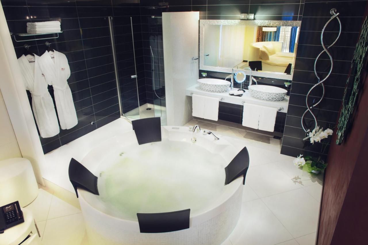 Mirotel Resort and Spa