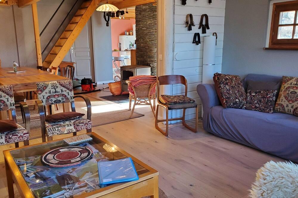 Large, quiet and confortable chalet, middle of nature, easy to access. Rhône-Alpes - Montgellafrey visuel 4/5 Large, quiet and confortable chalet, middle of nature, easy to access. Rhône-Alpes - Montgellafrey visuel 4/5