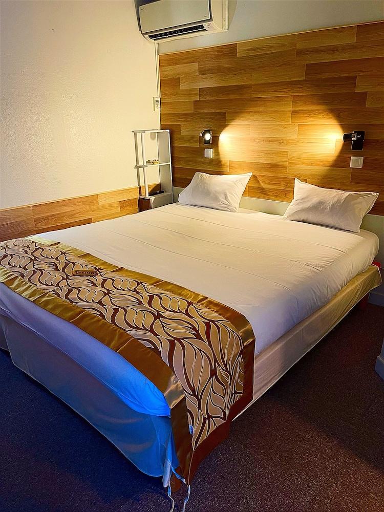 Ghm Montpellier Airport Hotel Mauguio Languedoc-Roussillon - Montpellier visuel 2/5 Ghm Montpellier Airport Hotel Mauguio Languedoc-Roussillon - Montpellier visuel 2/5