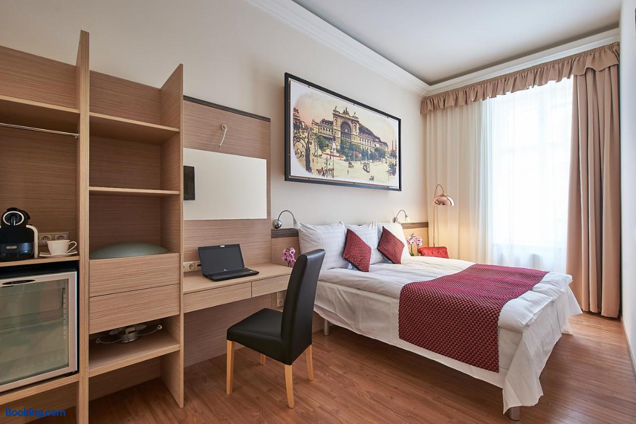 booking-2954198-117585072-252694 Lion Prémium Hotel