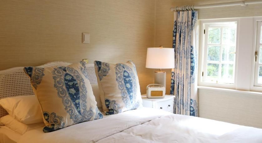 Rafters at Riverside House Hotel