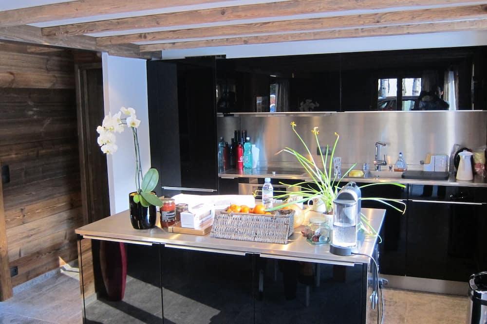 Charming, peaceful chalet in the 3-star village of Argentière Rhône-Alpes - Chamonix-Mont-Blanc visuel 1/5 Charming, peaceful chalet in the 3-star village of Argentière Rhône-Alpes - Chamonix-Mont-Blanc visuel 1/5