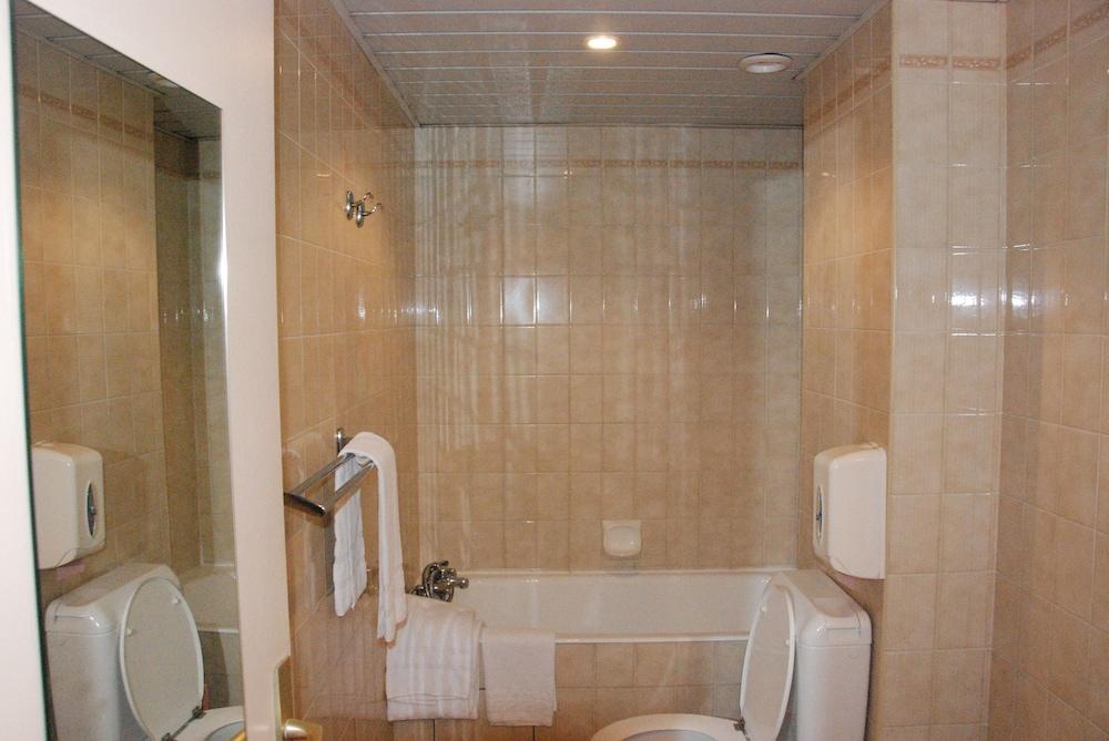 Hôtel Acropolis Midi-Pyrénées - Lourdes visuel 1/5