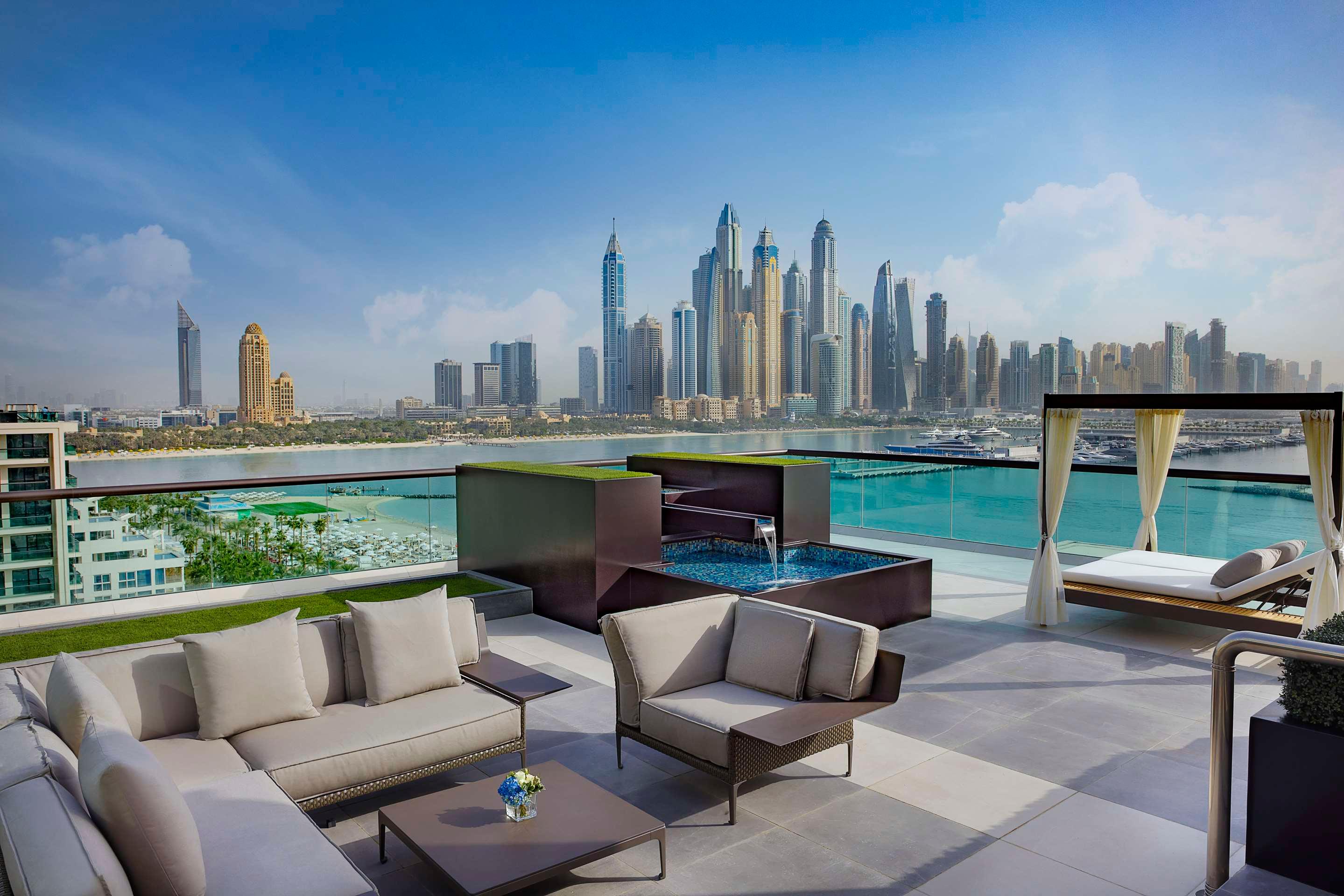 ice-8521867-111246590-355126 Hilton Dubai Palm Jumeirah