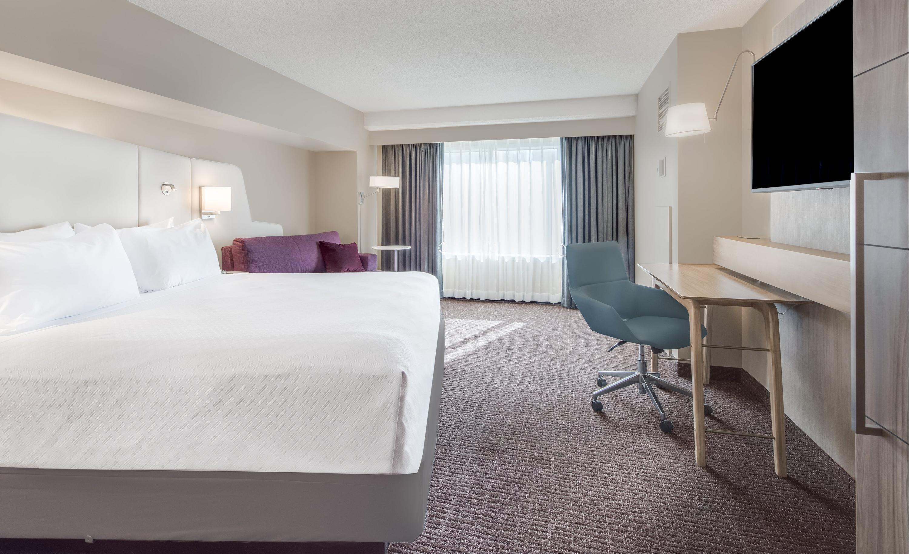 Crowne plaza cleveland at playhouse square 136 2 8 1 cleveland