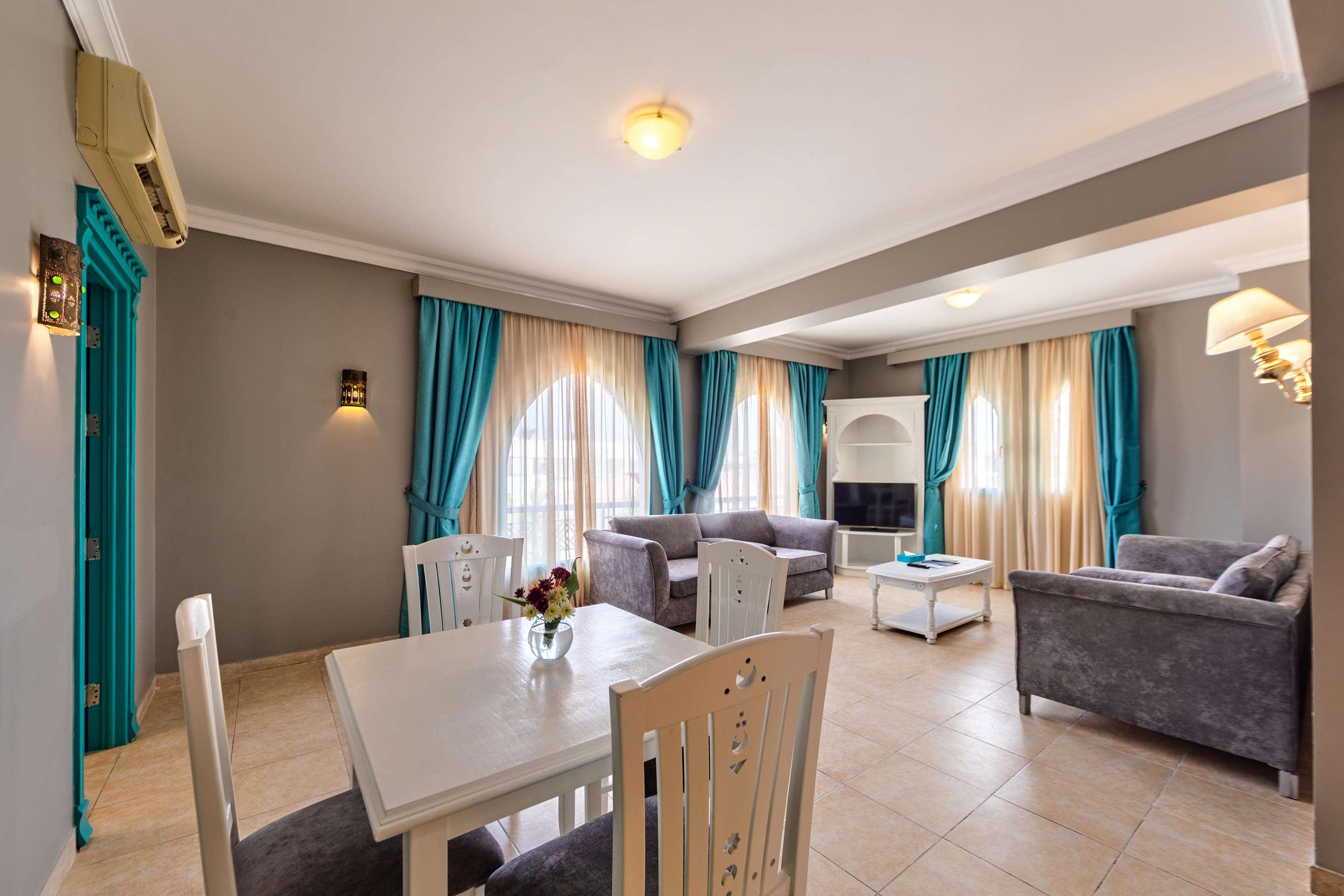 ice-132056-96789344-180931 Sunrise Garden Beach Resort