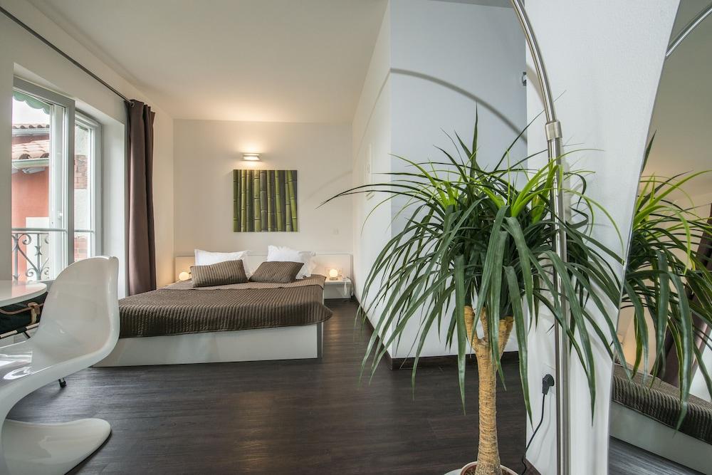 Appart Hôtel des Capucins Auvergne - Puy-en-Velay visuel 5/5 Appart Hôtel des Capucins Auvergne - Puy-en-Velay visuel 5/5