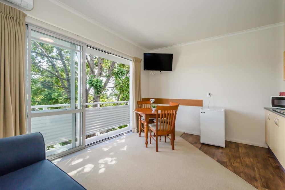 expedia_group-465254-7709f945-560548 Raumati Sands Resort